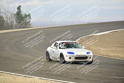 media/Jan-26-2025-CalClub SCCA (Sun) [[cfcea7df88]]/Group 4/Race/